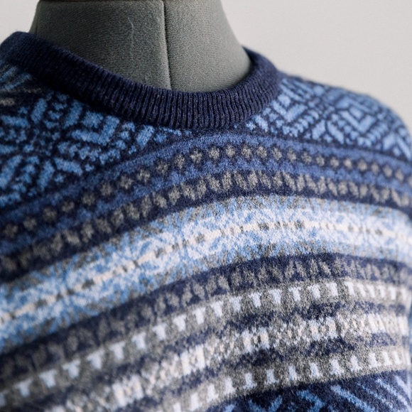 Hawick Knitwear 100% Scotish Lambswool Crewneck Sweater Blue Size Large - Picture 11 of 11